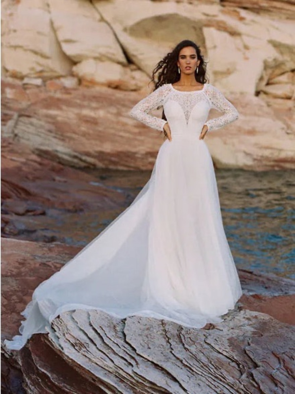 Elegant White Long-Sleeve Lace A-Line Wedding Dress